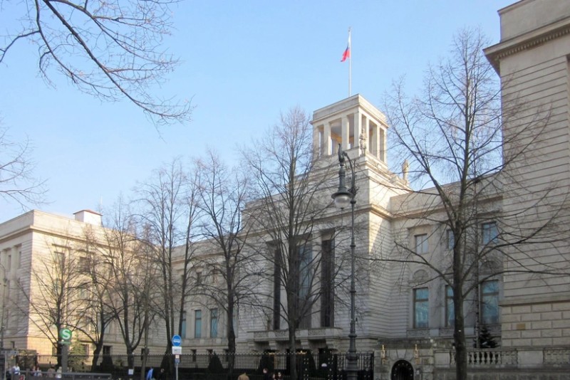 Rusiya səfirliyinin əməkdaşı Almaniyadan çıxarılacaq