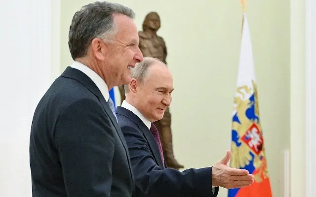 Putinlə Uitkoffun görüşü başlayıb