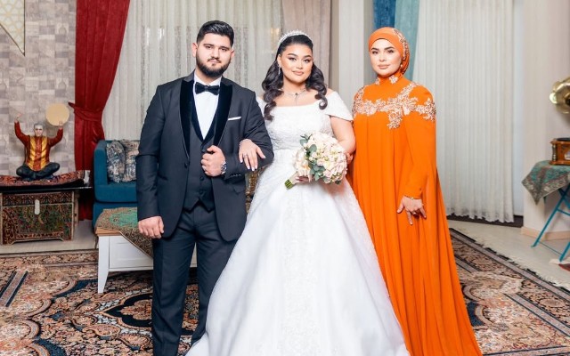 Kürəkənim qızımı belə sevir, belə görüb - Əməkdar artistdən ittihamlara cavab