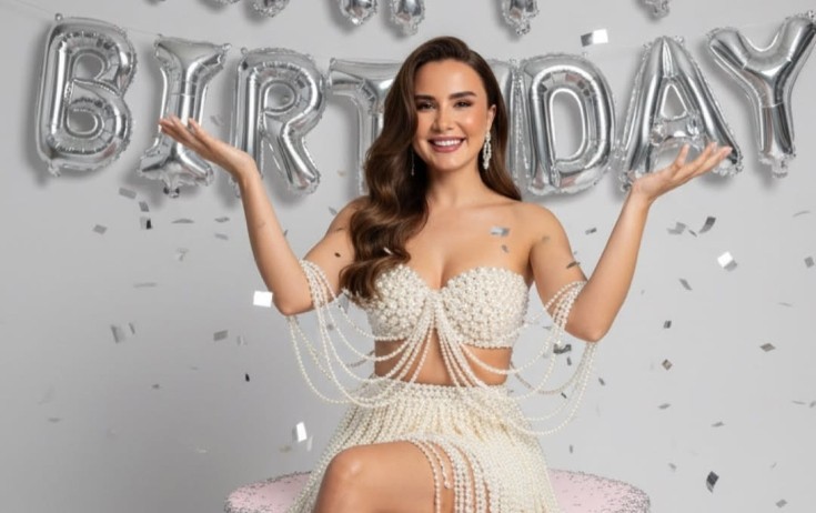 Leyladan ad günü paylaşımı - Foto