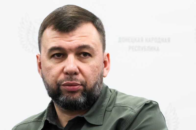 Rusiya Konstantinovkanı mühasirəyə alıb