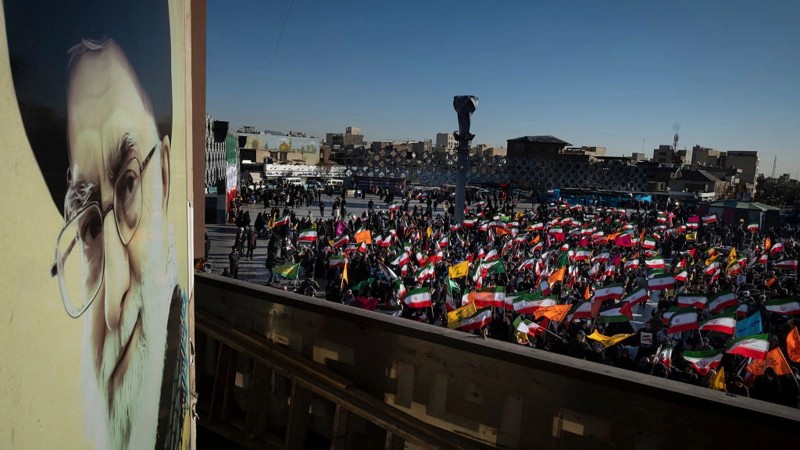 İran üzərində təzyiq artır: Region haraya gedir?