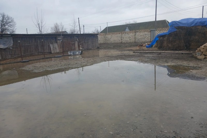 Magistral su kəməri partladı - Rayon mərkəzi və 6 kənd susuz qaldı