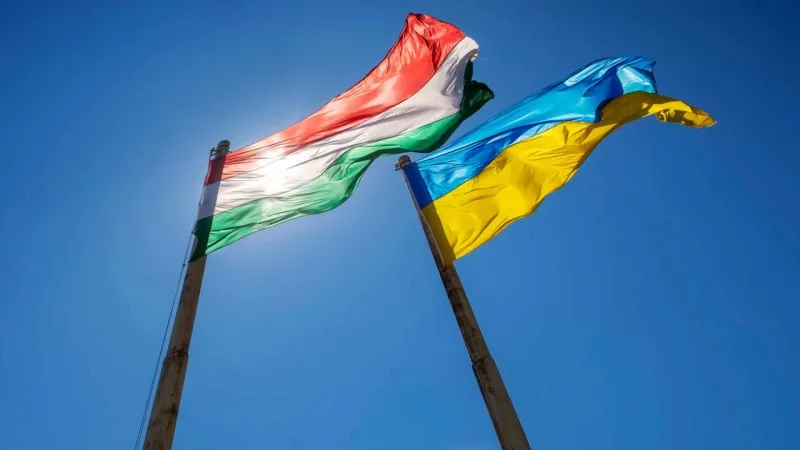 Ukrayna səfiri Macarıstan XİN-ə çağırıldı