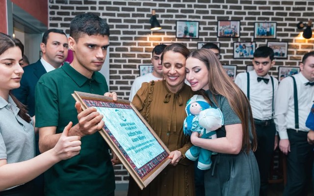 Alena Əliyeva Auitizm Mərkəzində - FOTOLAR