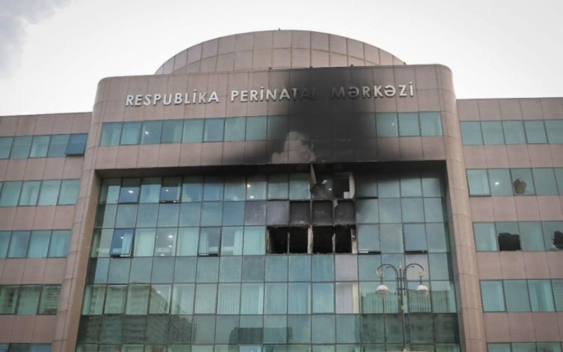 Həkimlər körpələrin yanına buraxılmayıb? - Perinatal Mərkəzdəki yanğın...