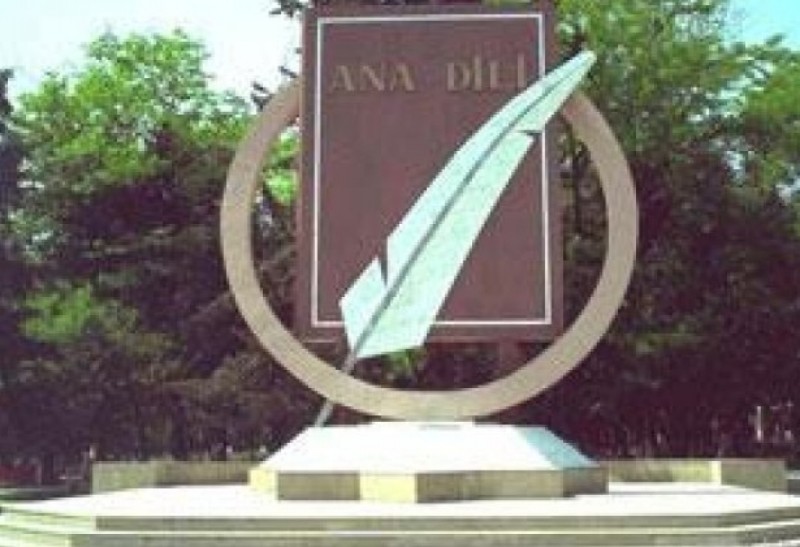 Dil siyasətində yeni mərhələyə qədəm qoyulur 