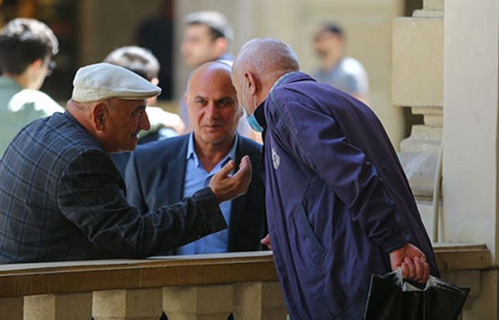 Konstitusiya Məhkəməsi pensiya stajı ilə bağlı qərar verdi