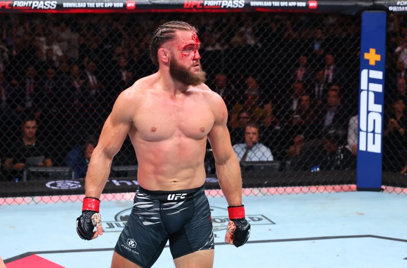 Rafael Fiziyev UFC-də növbəti döyüşə çıxır