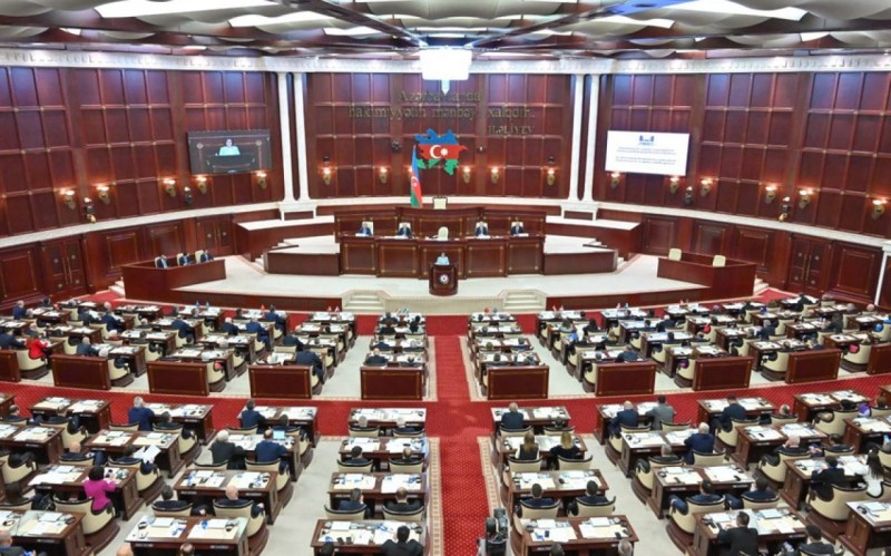 Milli Məclisin Hesablayıcı komissiyası yeni tərkibdə formalaşıb