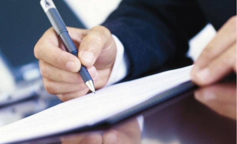 Dövlət qurumlarında kağız istifadəsi kəskin azalıb