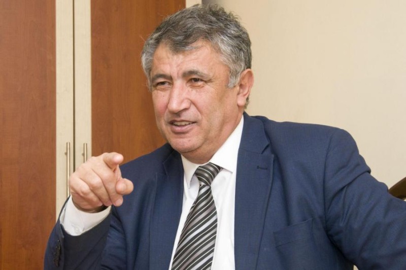 “Hadisələr elə dəyişə bilər ki, Anar yenə sədr seçilər” - Qəşəm Nəcəfzadə ilə GÜNDƏM MÜSAHİBƏ