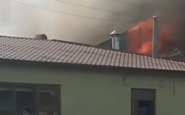 Qusarda avtoyuma məntəqəsi və kafe YANDI - VİDEO