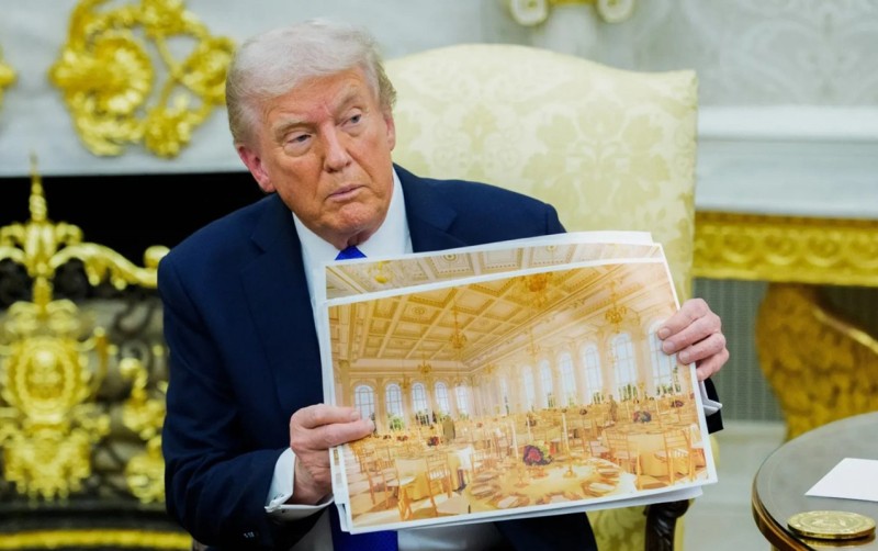 Tramp yarım milyardlıq layihəsinin fotolarını təqdim etdi