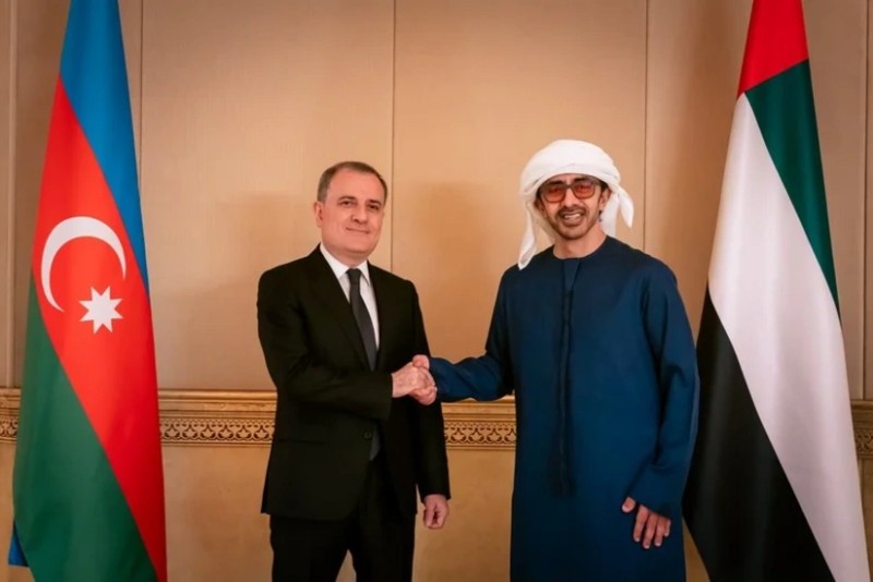 Azərbaycan-BƏƏ əməkdaşlıq məsələləri müzakirə edildi