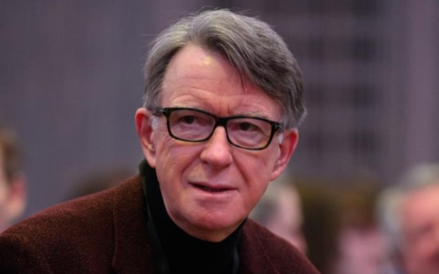 Epşteyn işinə görə keçmiş səfirin evində AXTARIŞ