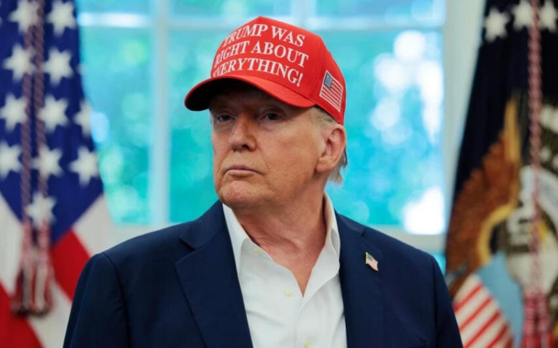 Tramp Obama və xanımını təhqir etdi - FOTO