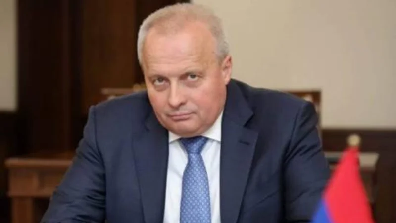 Ermənistan Rusiyanın düşmənlərinə meyllənir