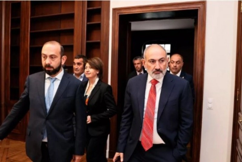 Ermənistan XİN-də Azərbaycan və Türkiyə ilə münasibətlər müzakirə edilib