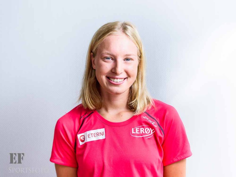 Raqne Viklunddan tarixi uğur