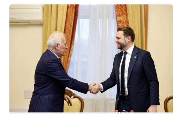 Xaçaturyan Venslə görüşdü