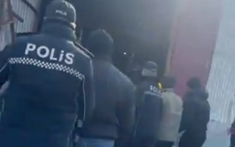 Bakıda türk biznesmenlə bir qrup şəxs arasında insident - VİDEO