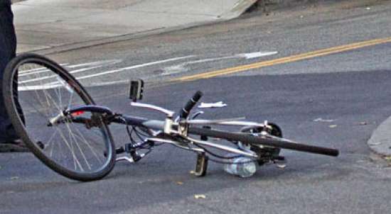 Velosipeddən yıxılan kişi öldü