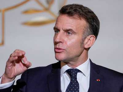 Tramp Avropa İttifaqını bölmək istəyir - Makron