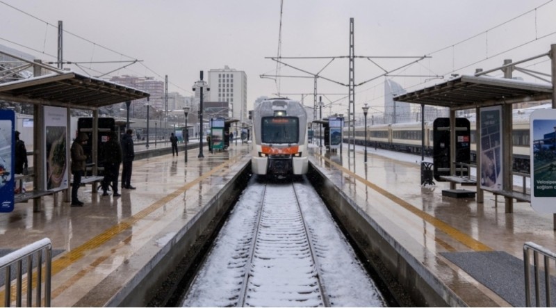 ADY sərnişinlərə çağırış etdi