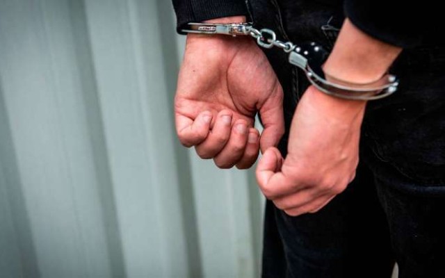 Qadını sosial şəbəkə ilə hədələyən şəxs saxlanıldı