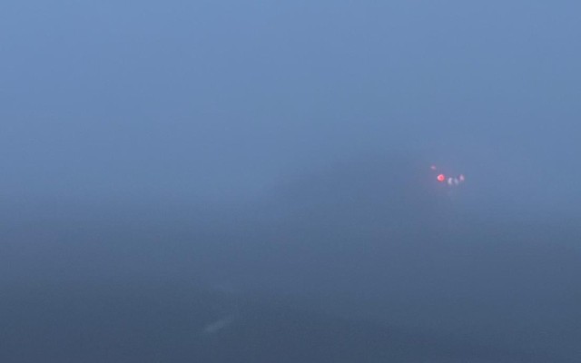 Duman bu yolu görünməz etdi