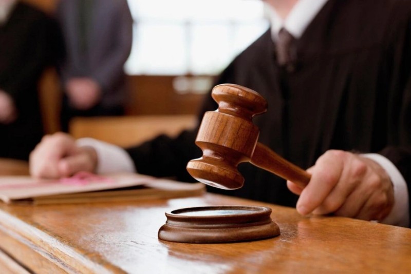 Qardaşı oğlunu mismarçıxaran çəkiclə öldürən şəxs həbs olundu