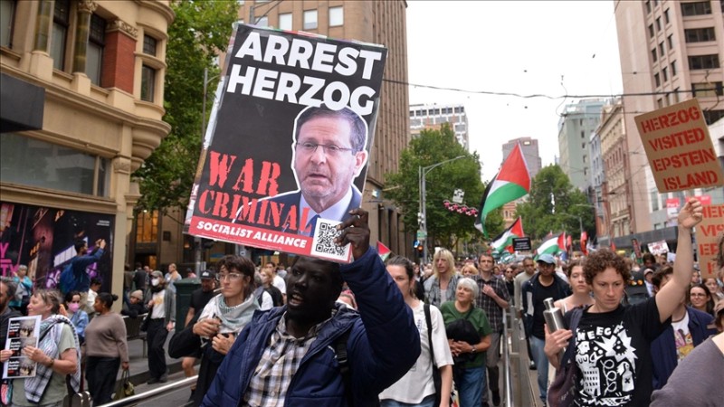 Avstraliyada Herzoqun səfərinə etiraz aksiyası keçirildi