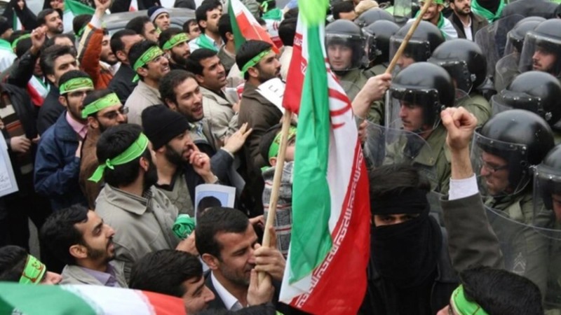 İranda gərgin daxili balans və artan xarici təzyiqlər fonunda yeni mərhələ