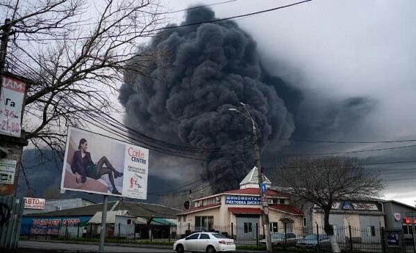 Odessada ardıcıl partlayışlar