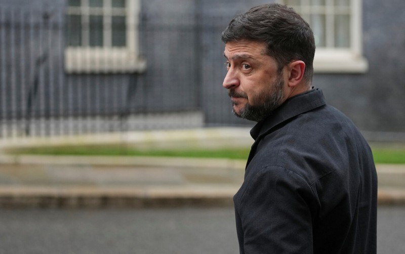 Zelenski Münxenə YOLLANDI