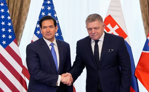 Fiko və Rubio Ukrayna məsələsini müzakirə ediblər