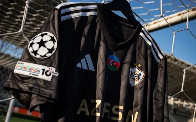 "Qarabağ" və "Nyukasl" komandalarının start heyətləri