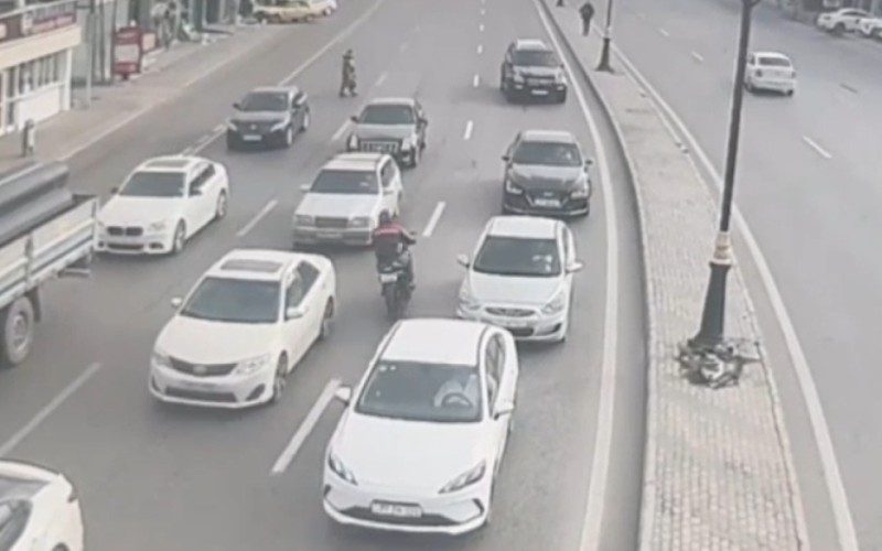 Bakıda avtoxuliqanlıq edən sürücü həbs olundu - VİDEO