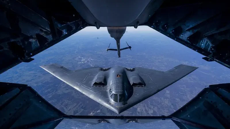 ABŞ B-2-ləri döyüş vəziyyətinə gətirdi