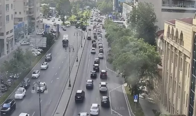 Bakının bəzi küçələrində nəqliyyatın hərəkəti məhdudlaşdırılacaq