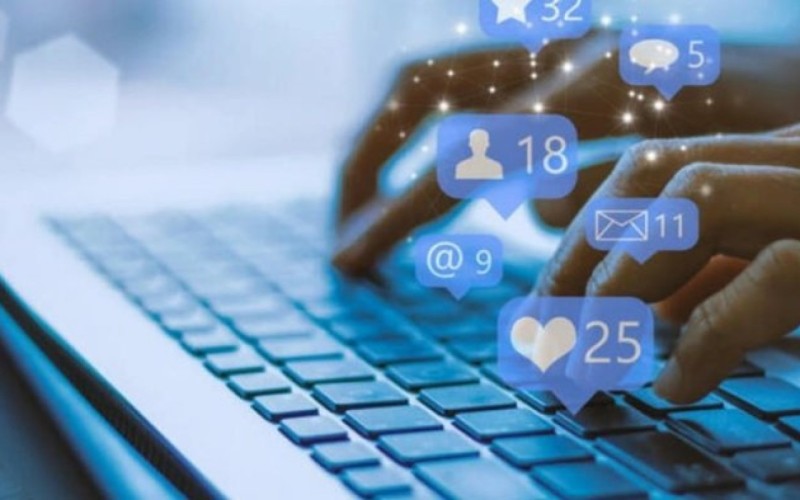 Sosial şəbəkələrdə başqalarını təhqir edən 4 nəfər həbs edildi