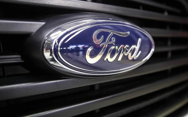 Ford ABŞ-də yarım milyona yaxın avtomobili geri çağırır