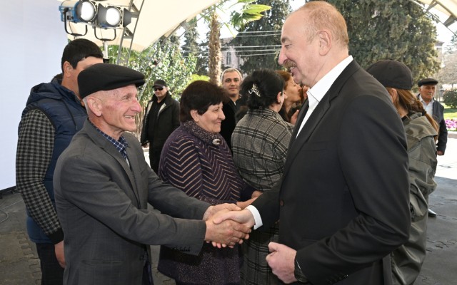 Prezident sakinin səhvini düzəltdi - Mən 61-əm