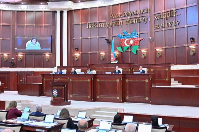 Parlamentdə sosial müzakirələr: Proseslər nə zaman icra olunacaq?