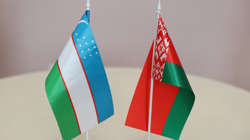 Özbəkistan Belarusla 110 milyon dollarlıq müqavilələr imzaladı