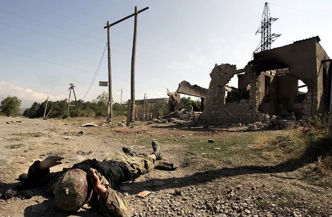 Ermənistanda əsgərin güllələnmiş meyiti TAPILDI