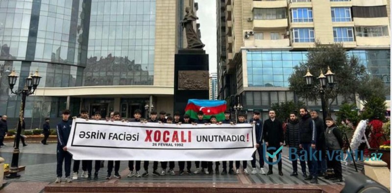 Şagirdlər hərbi nizamla Ana harayına yürüş etdi - FOTO+VİDEO