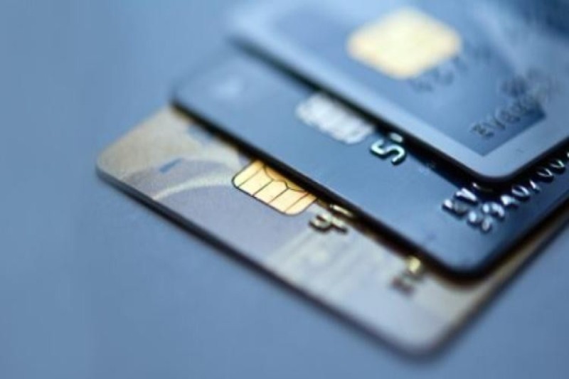 Kredit kartlarının sayı azaldı