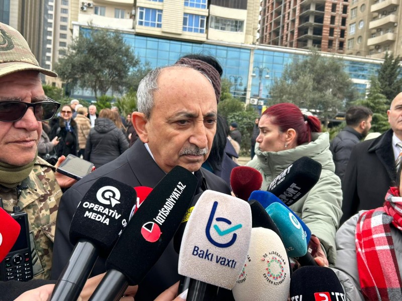 “Birliyimizi qorumalı və tarixi dərsləri unutmamalıyıq” - Əziz Ələkbərli